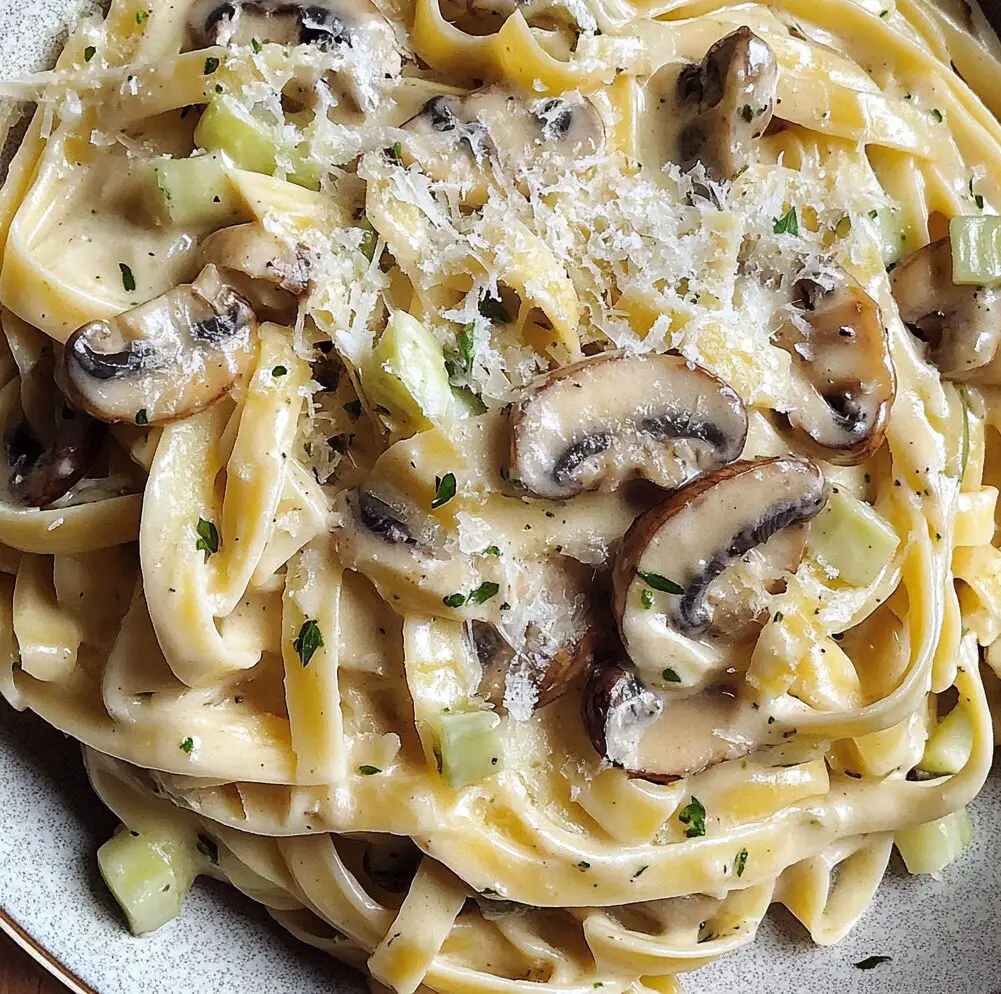 Caramelized Leek and Mushroom Gruyere Pasta